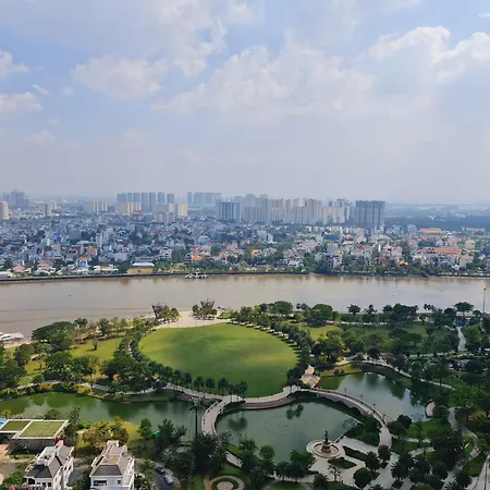 Vinhomes Central Park Apartment- Landmark Luxury-2